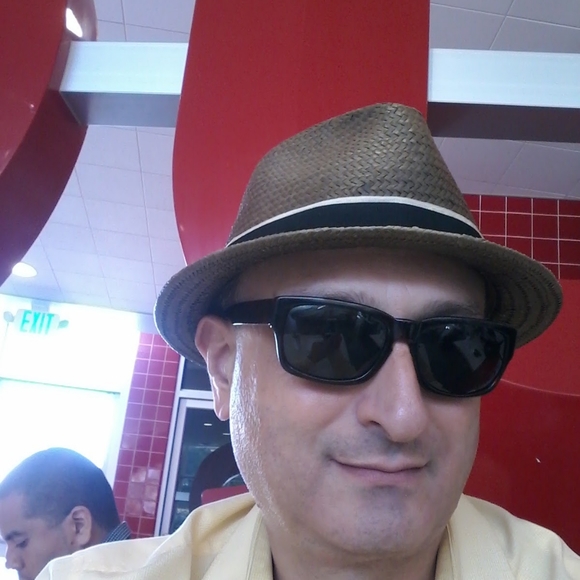 Meet your Posher, Raymond - Picture 8 of 8